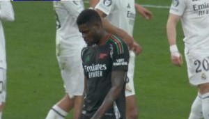 直播观看-枪手损失大将！托马斯染黄无缘下场欧冠！吕迪格也染黄