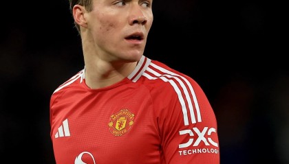 直播观看-意媒：米兰已将霍伊伦列入大名单，以防万一仍在关注替代方案