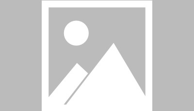 利拉德：霍勒迪曾开玩笑想穿开拓者0号 我在密尔沃基就是租他的房子