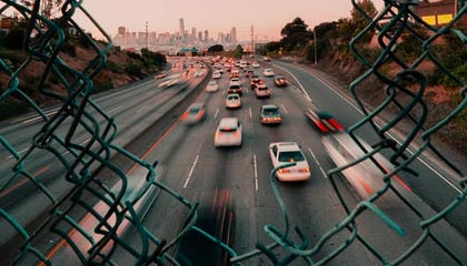 维塔尔半场传射建功，第36分钟远射助海港2比0领先河南